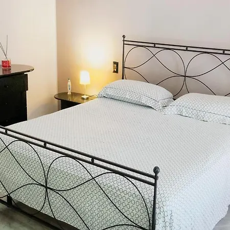 Dimora Il Roseto Apartment *